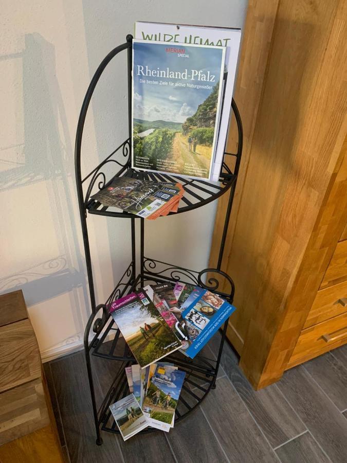 Ferienwohnung Am Wald-Und Wiesenkorb Kell am See Exteriör bild